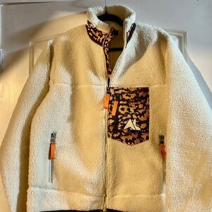 NWT Aire Libra Sherpa Cream Full Zip Jacket Contrast Trim S Gila Monster Print